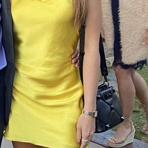 AMANDA UPRICHARD XS Yellow Satin Mini Dress, Like new